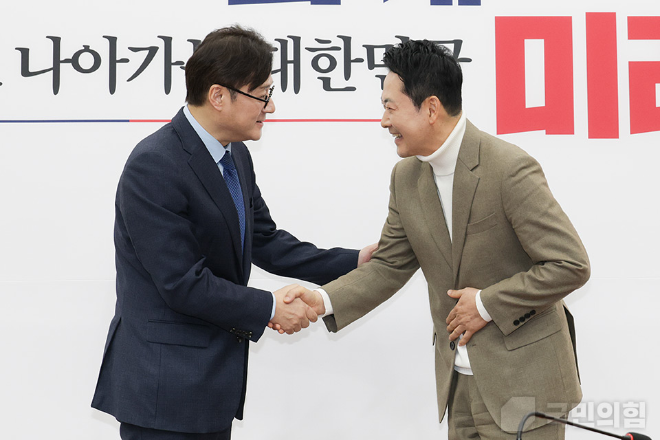 제목 노출 영역입니다 이미지