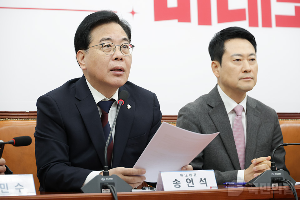 제목 노출 영역입니다 이미지