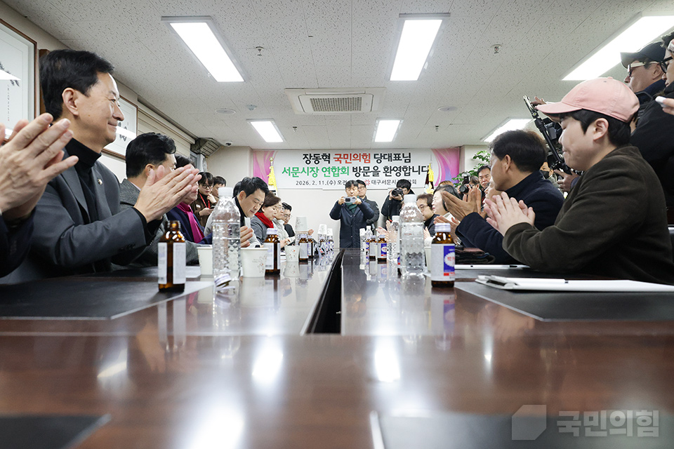 제목 노출 영역입니다 이미지
