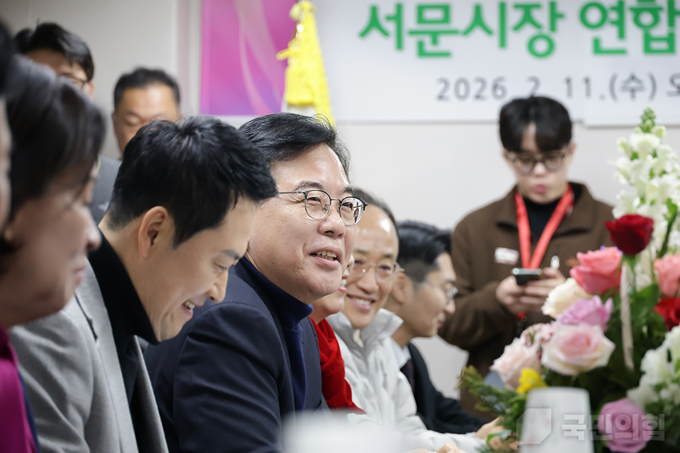 제목 노출 영역입니다 이미지