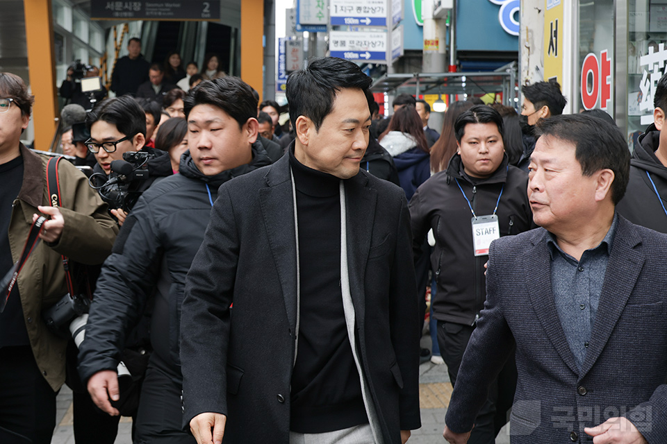 제목 노출 영역입니다 이미지