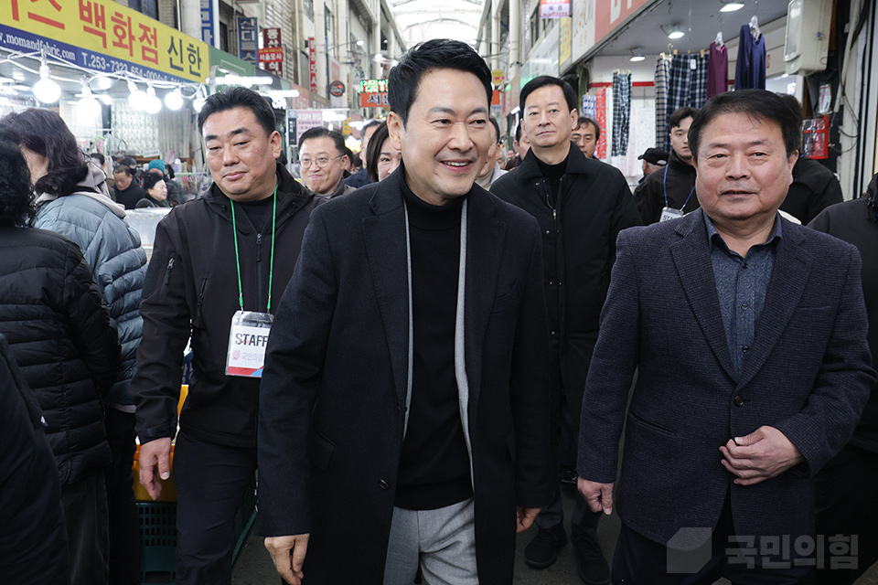 제목 노출 영역입니다 이미지