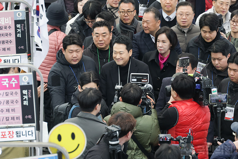 제목 노출 영역입니다 이미지