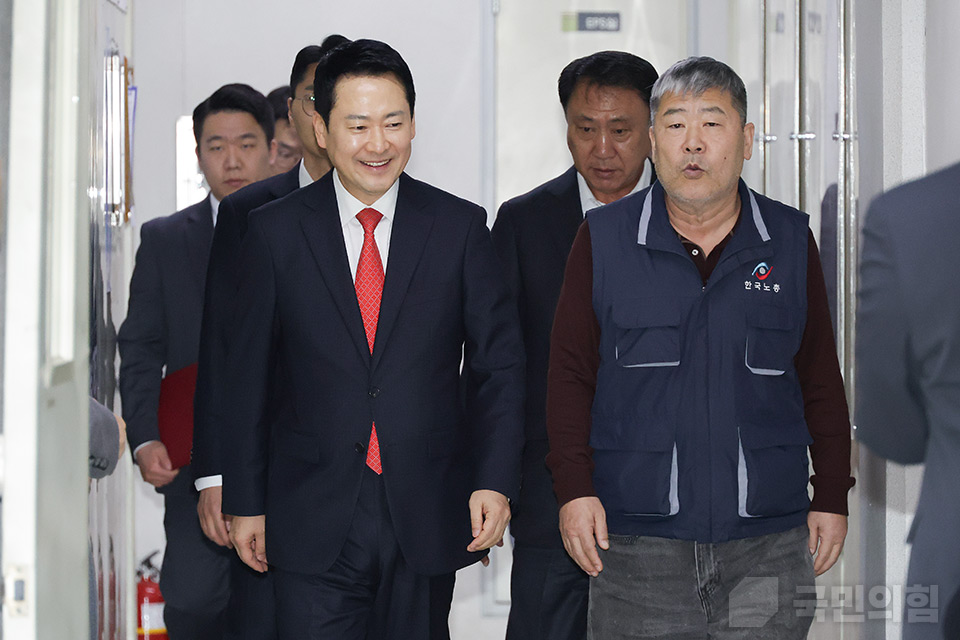 제목 노출 영역입니다 이미지