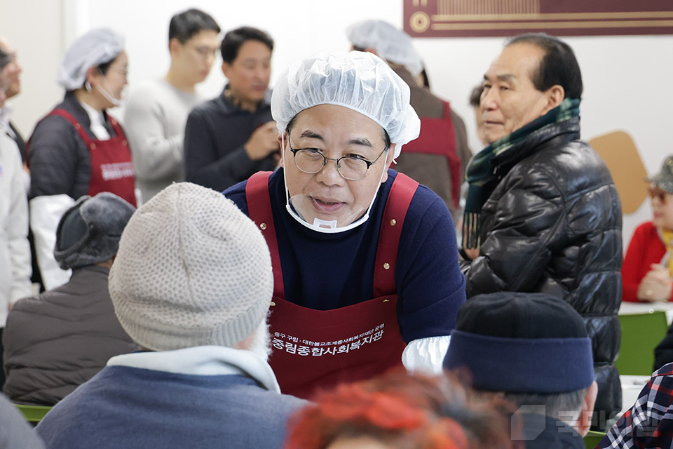제목 노출 영역입니다 이미지
