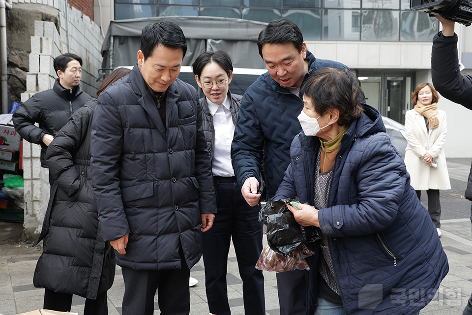 제목 노출 영역입니다 이미지