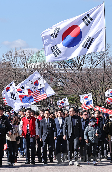 제목 노출 영역입니다 이미지