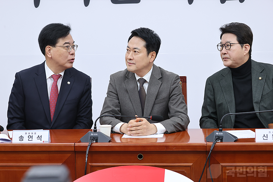 제목 노출 영역입니다 이미지