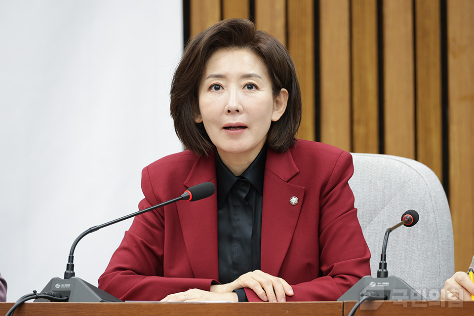 제목 노출 영역입니다 이미지