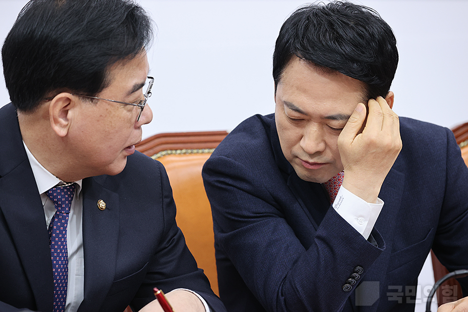 제목 노출 영역입니다 이미지