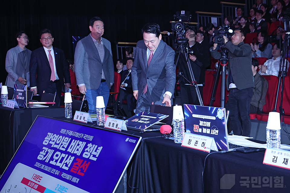 제목 노출 영역입니다 이미지