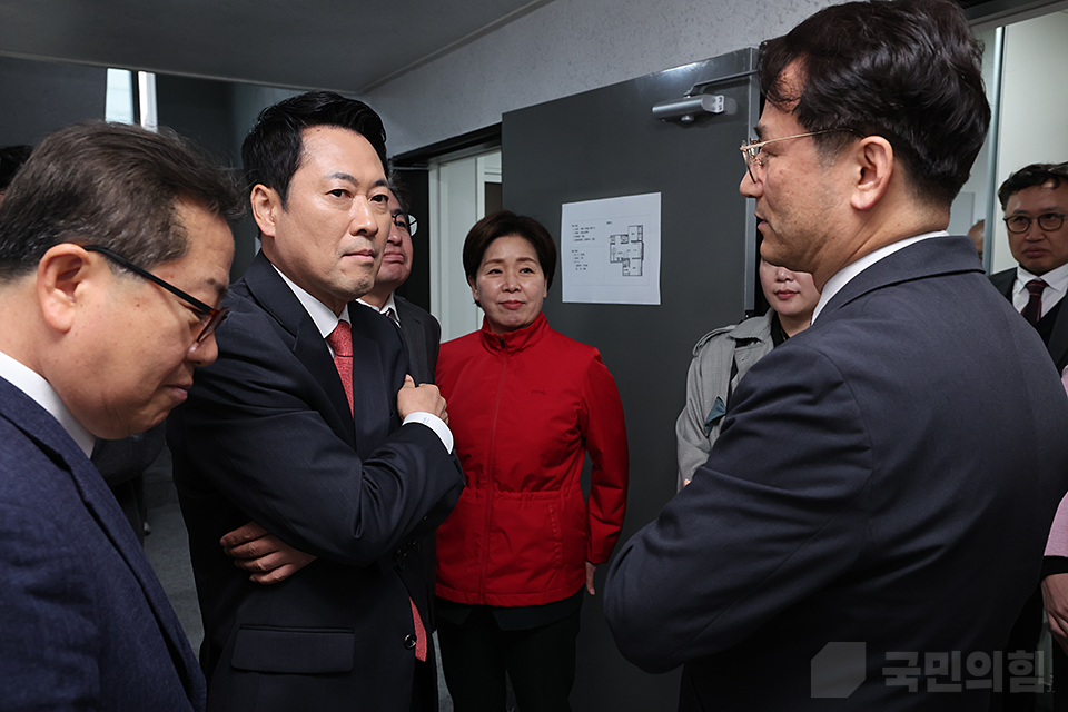 제목 노출 영역입니다 이미지