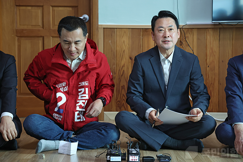 제목 노출 영역입니다 이미지