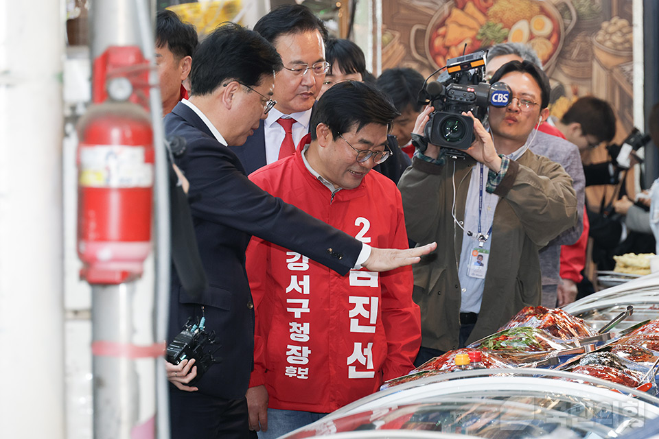 제목 노출 영역입니다 이미지
