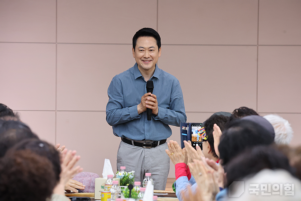 제목 노출 영역입니다 이미지