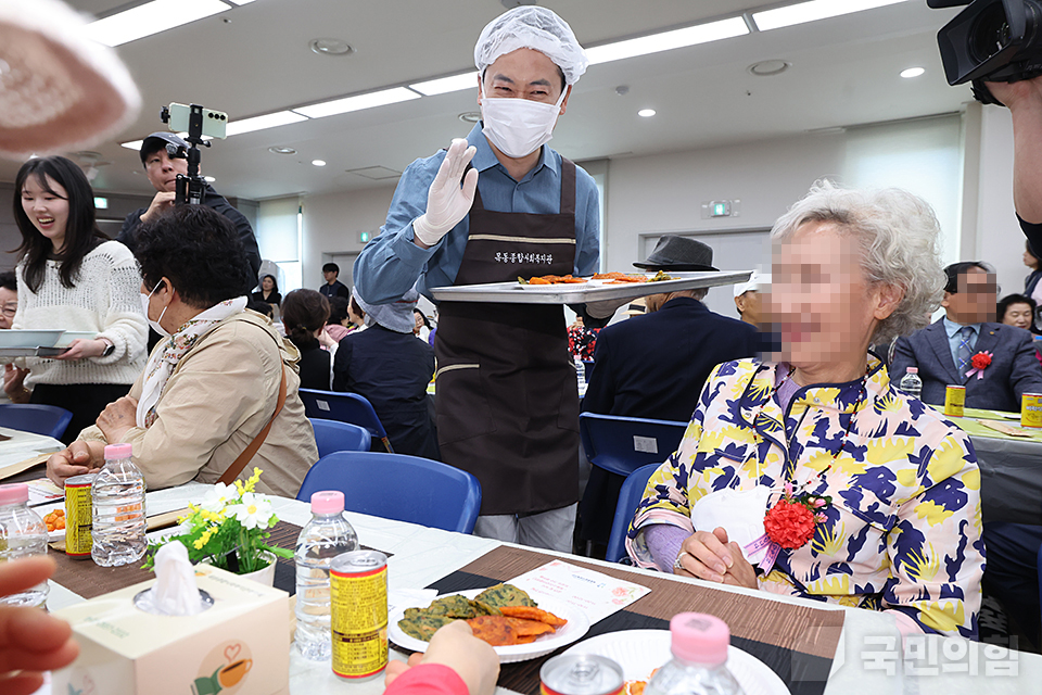 제목 노출 영역입니다 이미지