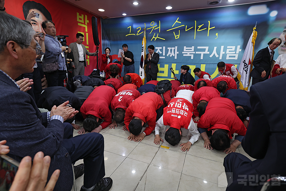 제목 노출 영역입니다 이미지