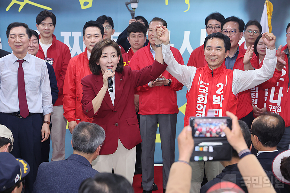 제목 노출 영역입니다 이미지