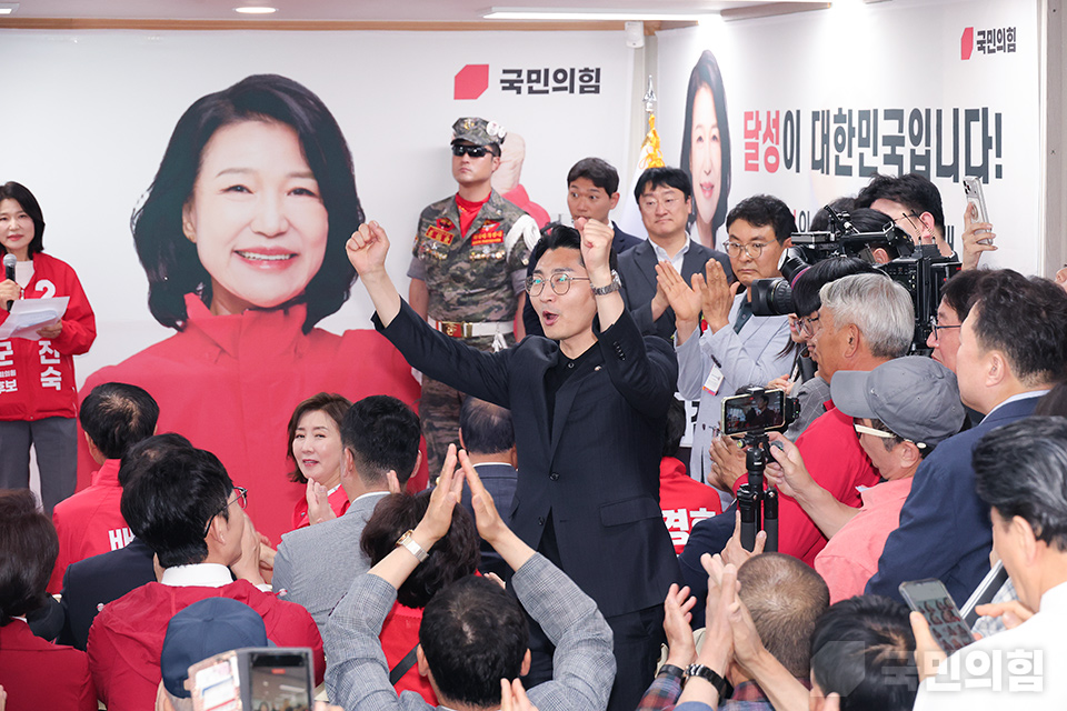 제목 노출 영역입니다 이미지