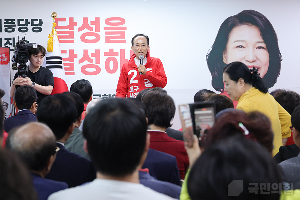 제목 노출 영역입니다 이미지