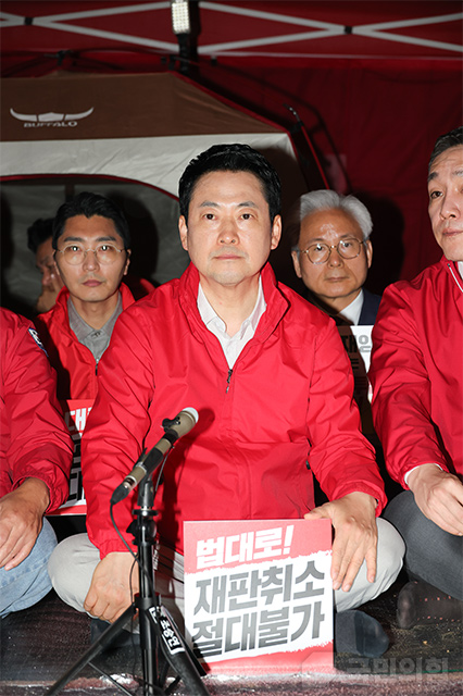 제목 노출 영역입니다 이미지
