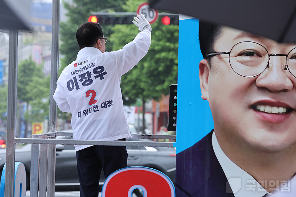 제목 노출 영역입니다 이미지