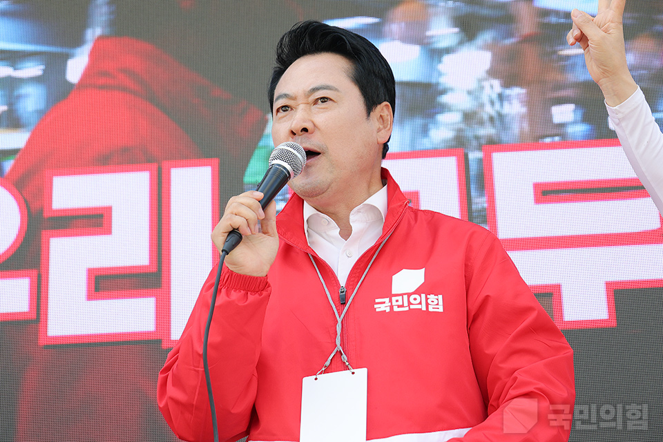 제목 노출 영역입니다 이미지