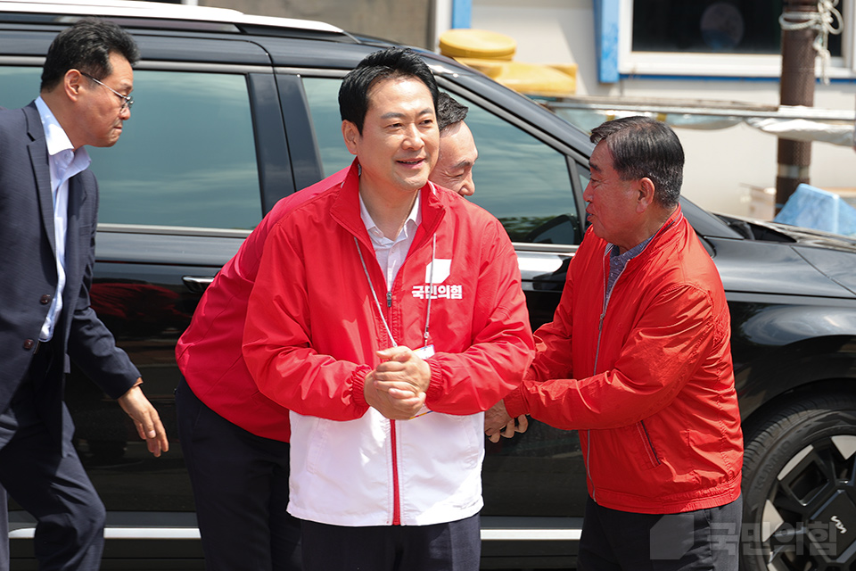 제목 노출 영역입니다 이미지
