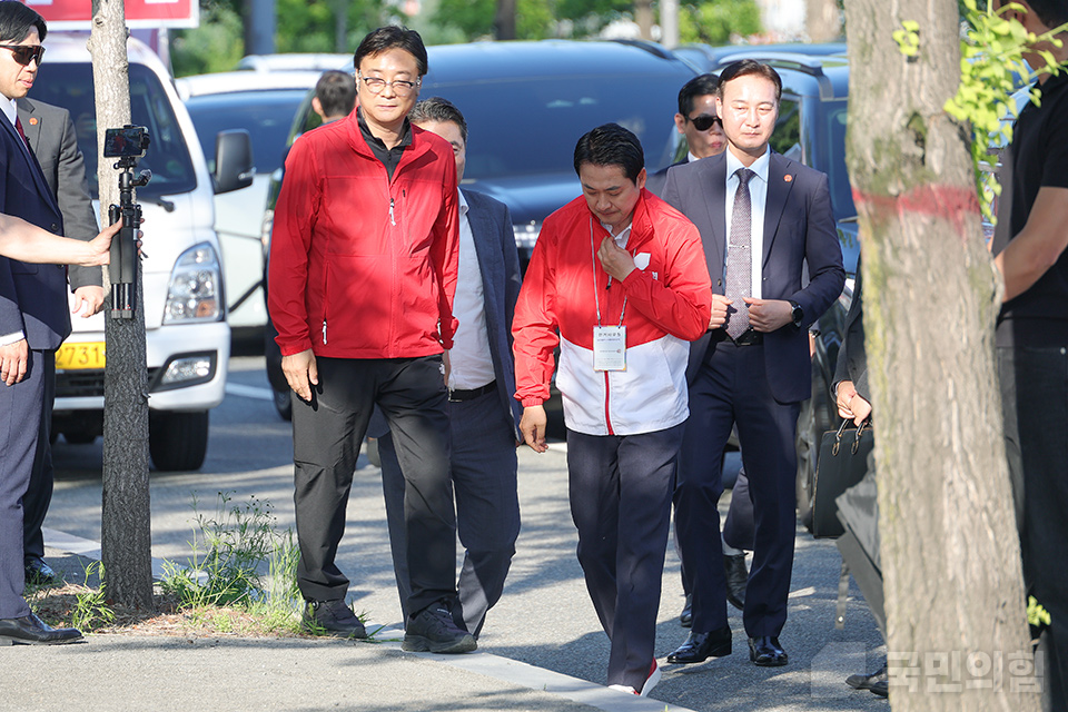 제목 노출 영역입니다 이미지