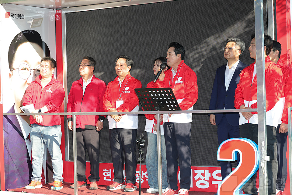 제목 노출 영역입니다 이미지