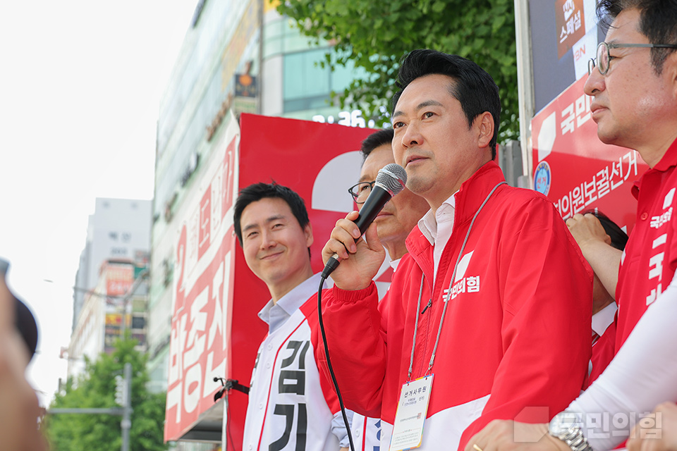 제목 노출 영역입니다 이미지