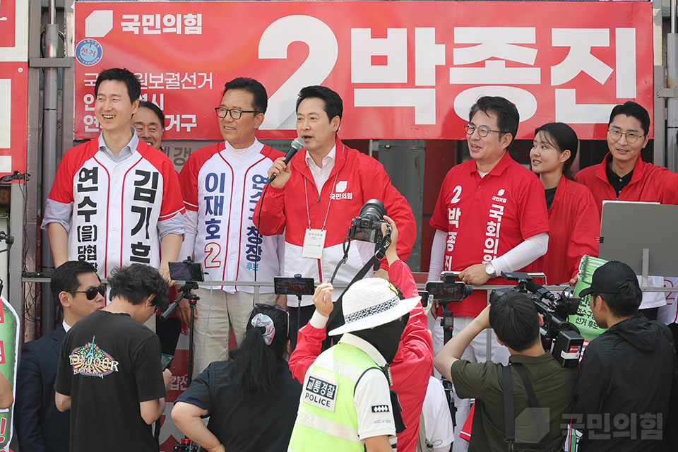 제목 노출 영역입니다 이미지