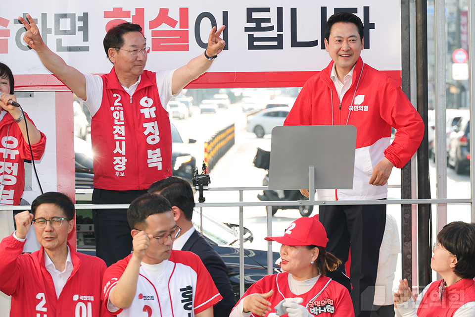 제목 노출 영역입니다 이미지