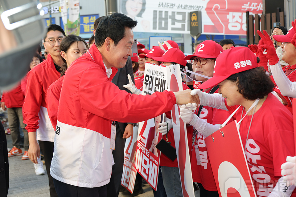 제목 노출 영역입니다 이미지