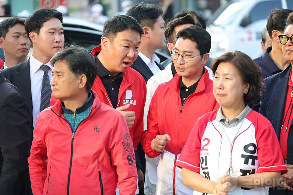 제목 노출 영역입니다 이미지