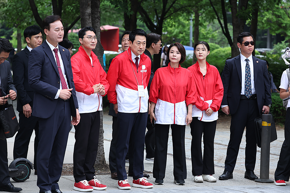 제목 노출 영역입니다 이미지