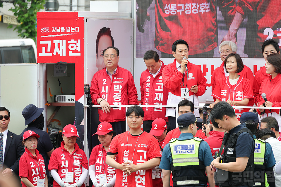 제목 노출 영역입니다 이미지
