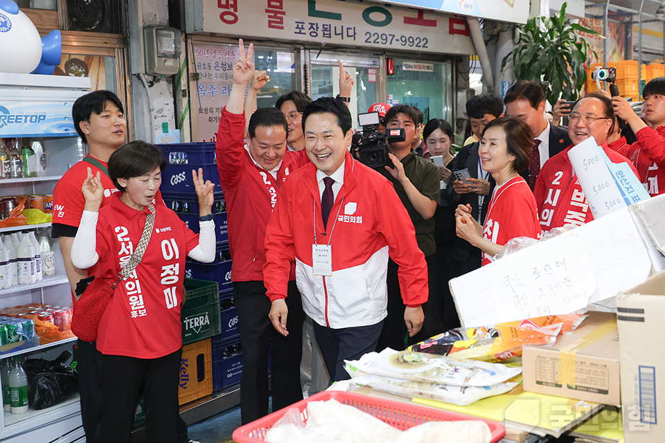 제목 노출 영역입니다 이미지