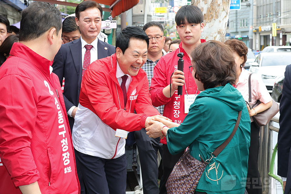제목 노출 영역입니다 이미지