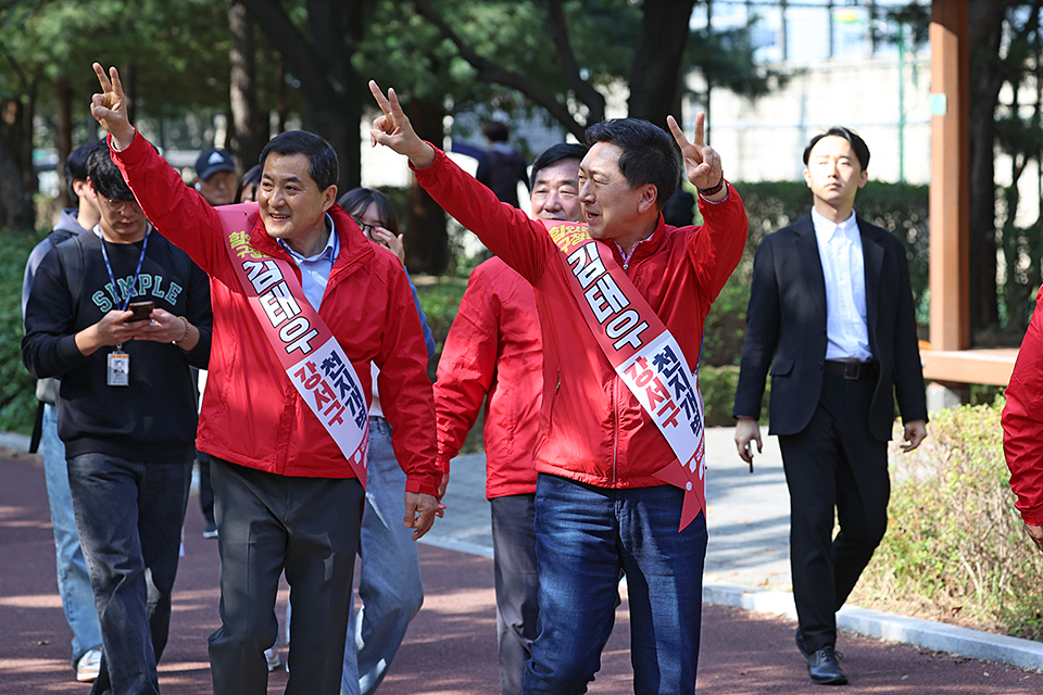 제목 노출 영역입니다 이미지