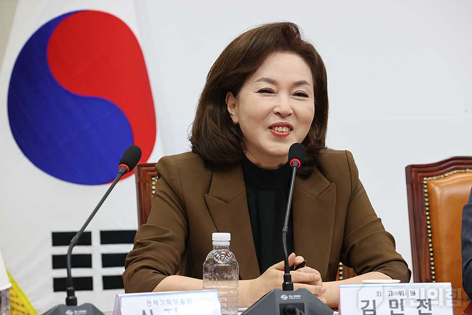 제목 노출 영역입니다 이미지