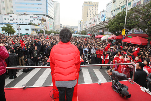 제목 노출 영역입니다 이미지