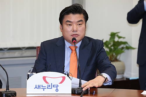 제목 노출 영역입니다 이미지