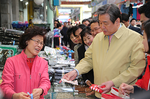 제목 노출 영역입니다 이미지