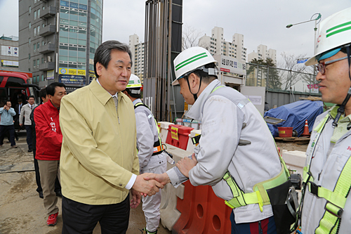 제목 노출 영역입니다 이미지