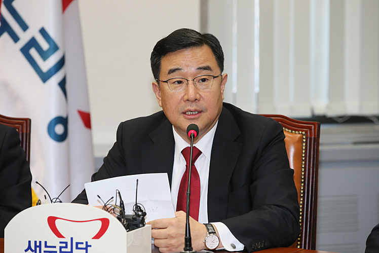 제목 노출 영역입니다 이미지