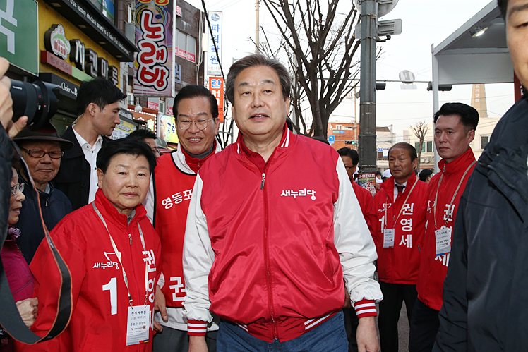 제목 노출 영역입니다 이미지