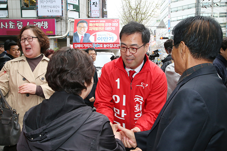 제목 노출 영역입니다 이미지