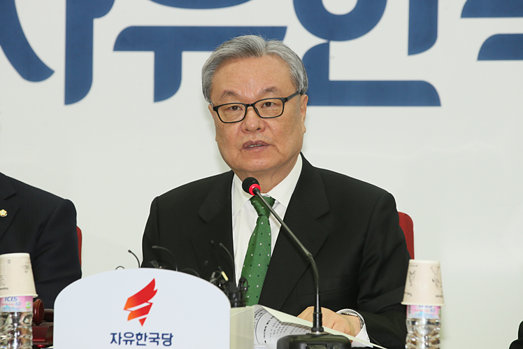 제목 노출 영역입니다 이미지