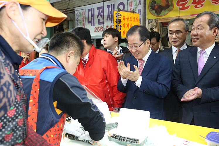 제목 노출 영역입니다 이미지